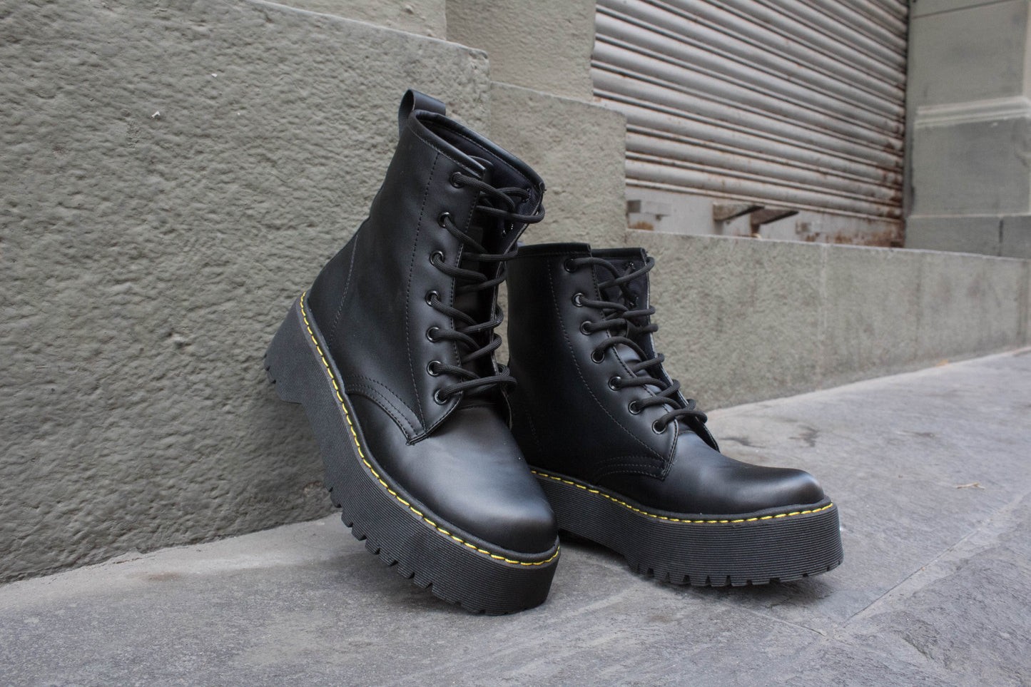 Botín Combat boots black